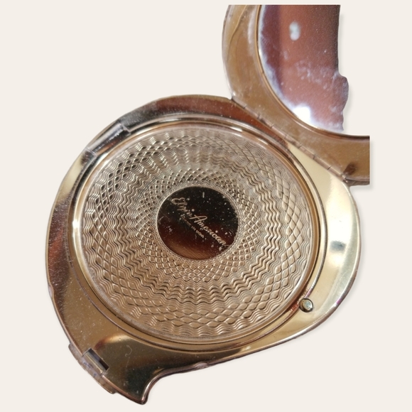 Vintage Elgin American Made in U.S.A. Goldtone Mirrored Powder Purse Compact - Picture 11 of 16